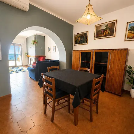 Sa Omu 'e Pinucciu Apartment